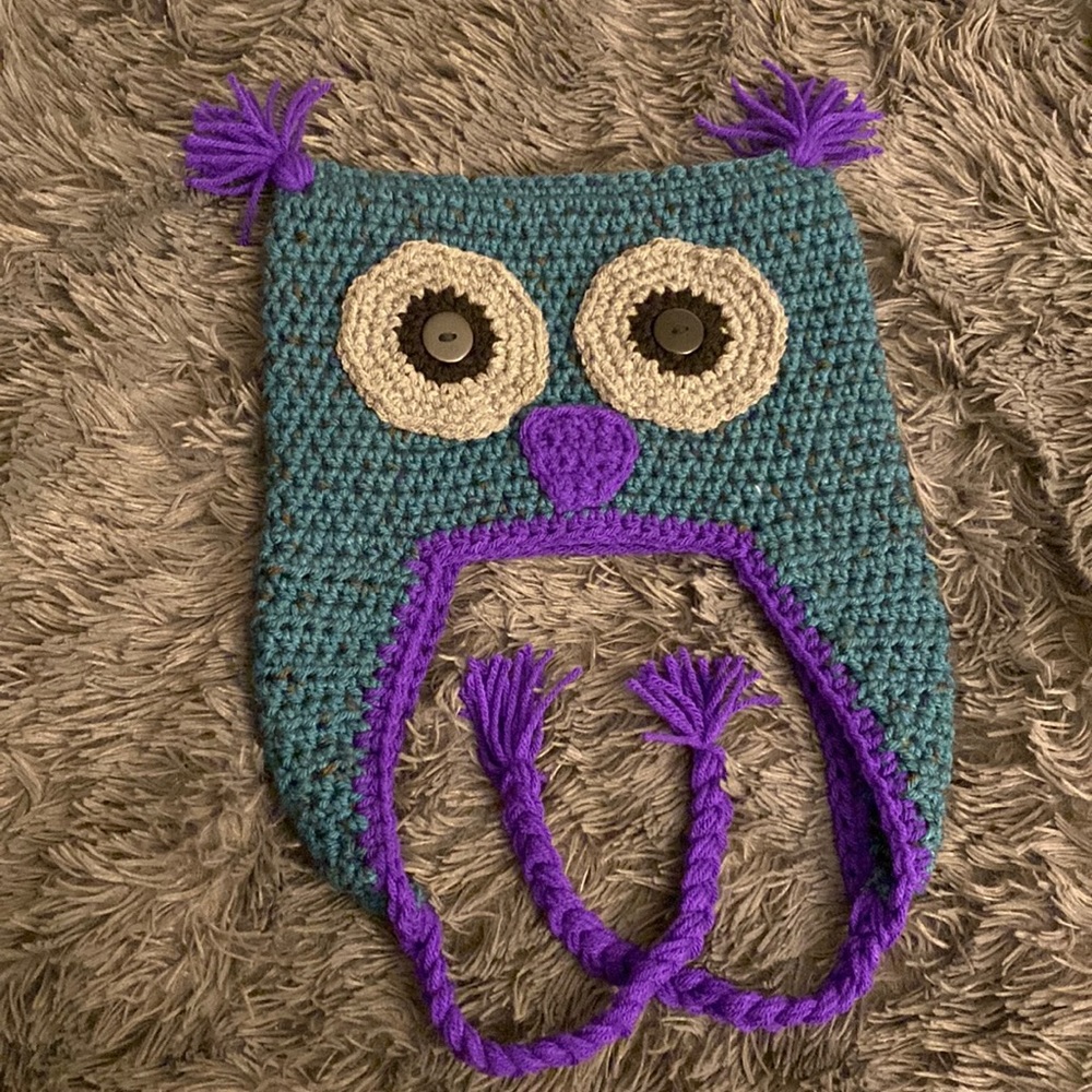 Owl Hat -crocheted